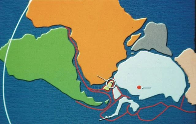 Kolorovaná mapa světa ukazující kontinenty.