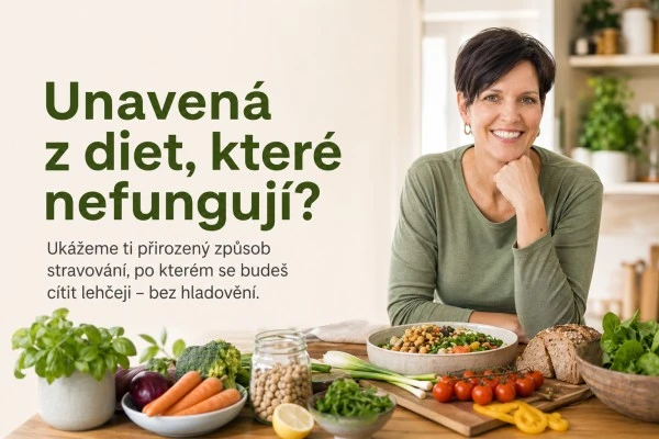 Ženy s čerstvými zeleninovými ingrediencemi pro protizánětlivou stravu.